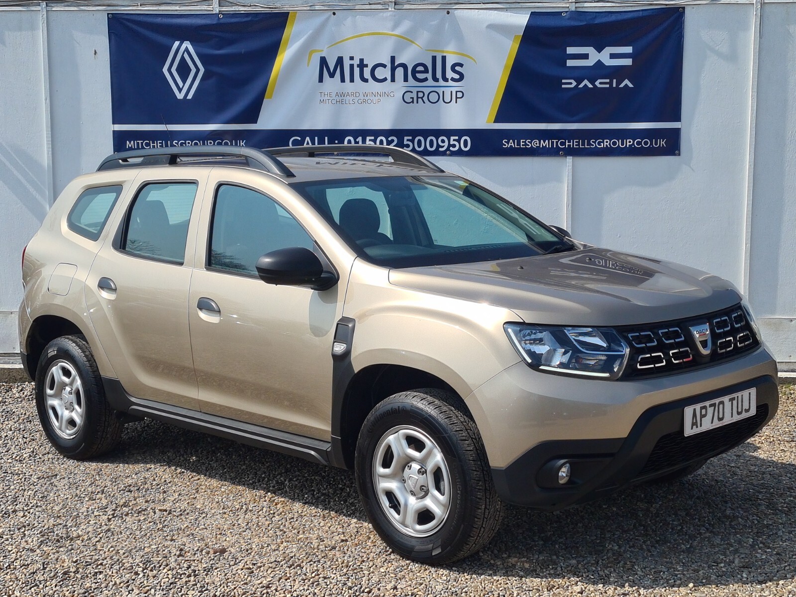 Main listing image - Dacia Duster