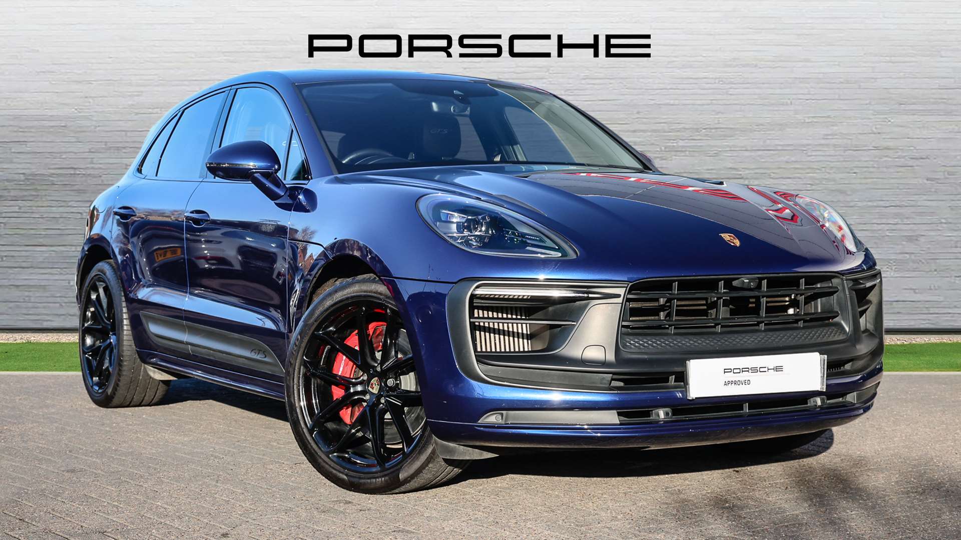 Main listing image - Porsche Macan