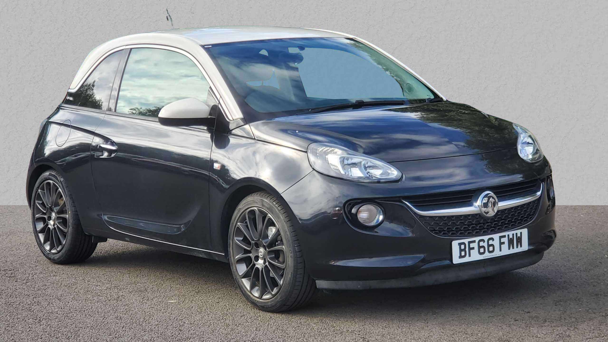 Main listing image - Vauxhall Adam