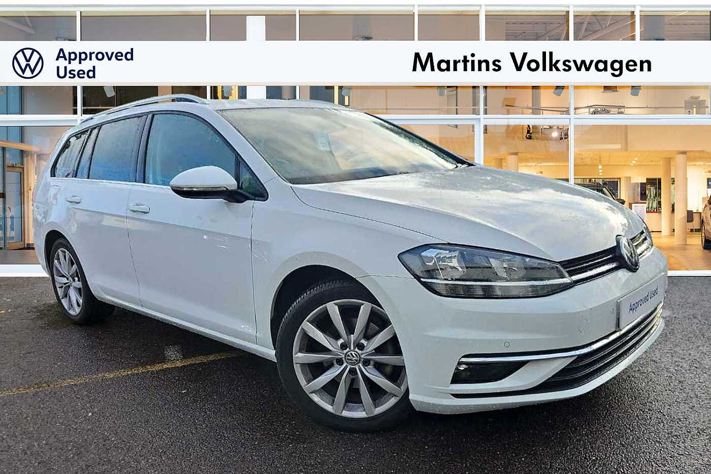 Main listing image - Volkswagen Golf Estate