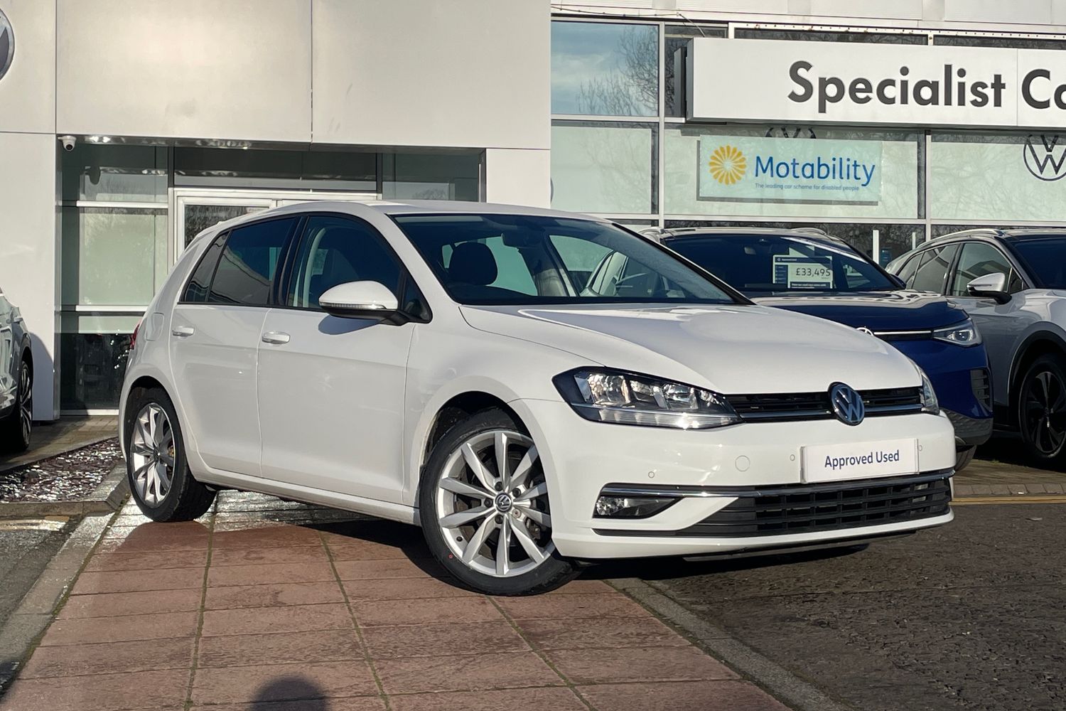 Main listing image - Volkswagen Golf