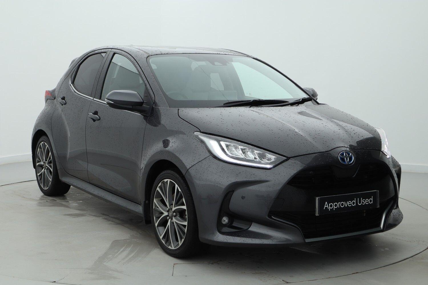 Main listing image - Toyota Yaris