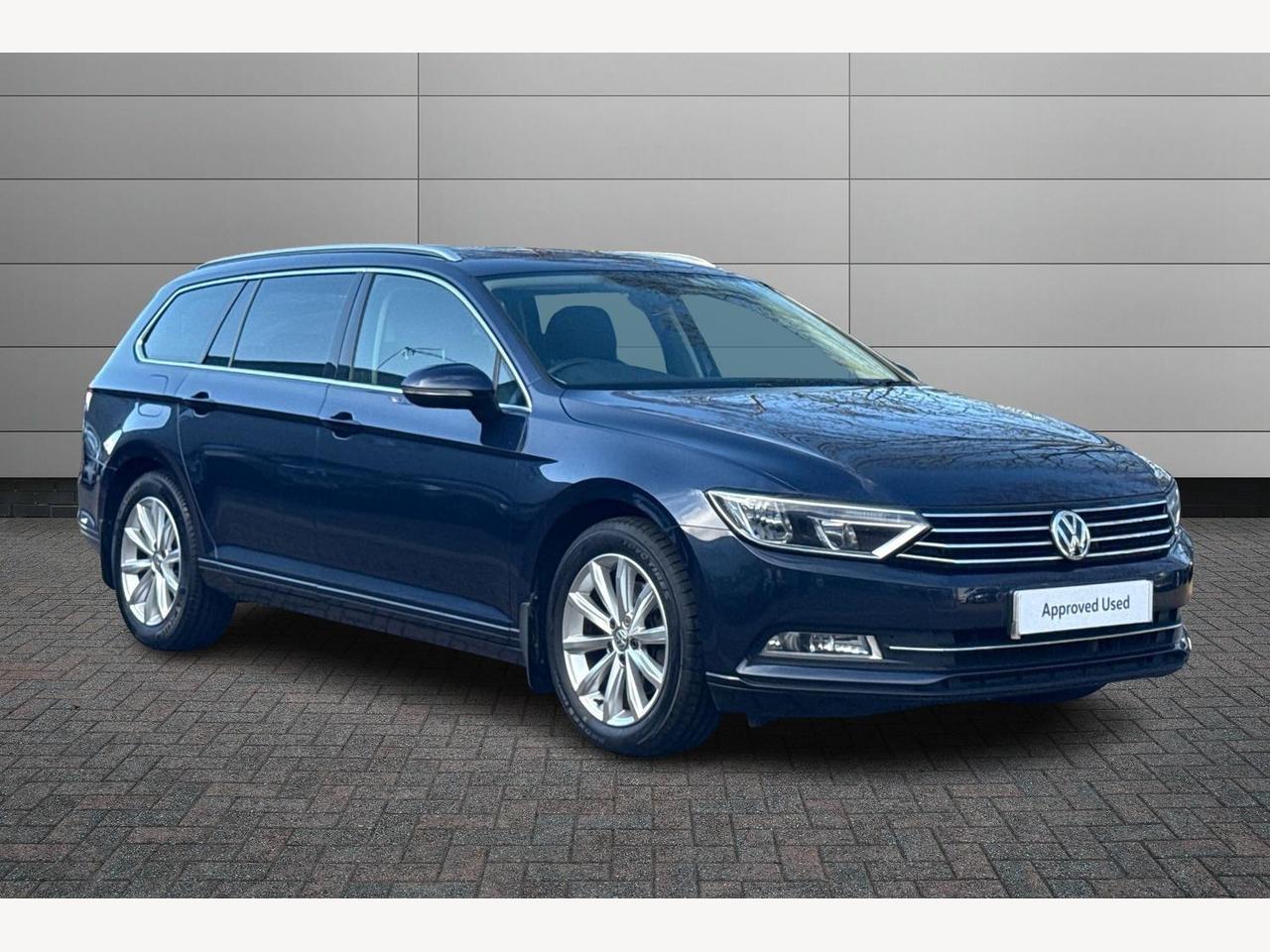 Main listing image - Volkswagen Passat Estate