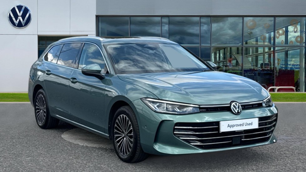 Main listing image - Volkswagen Passat