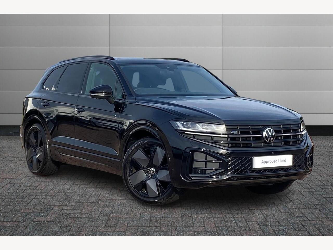 Main listing image - Volkswagen Touareg