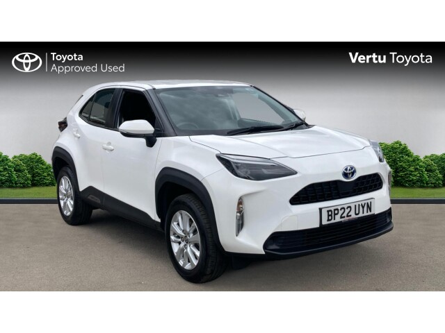Main listing image - Toyota Yaris Cross