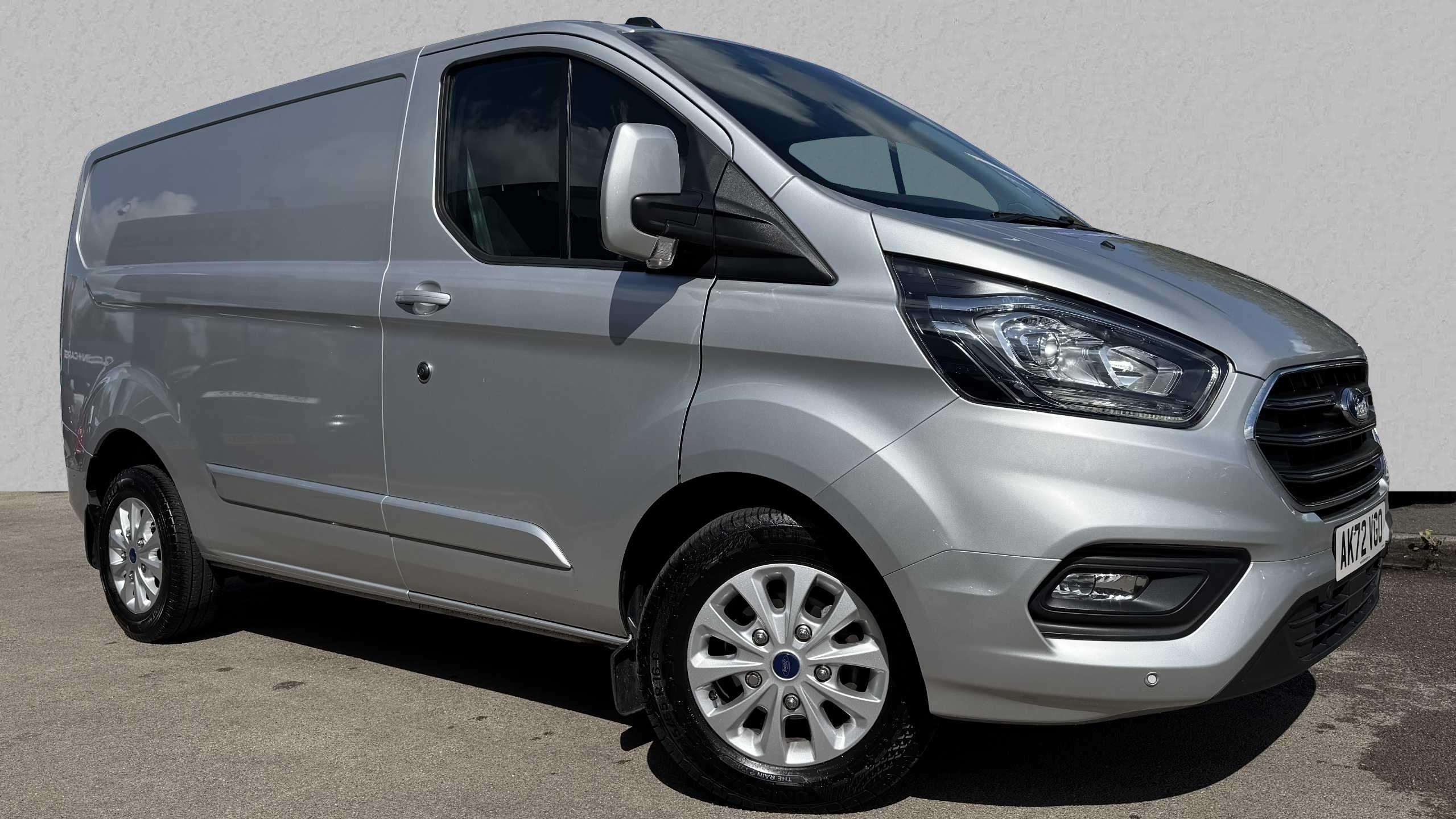 Main listing image - Ford Transit Custom