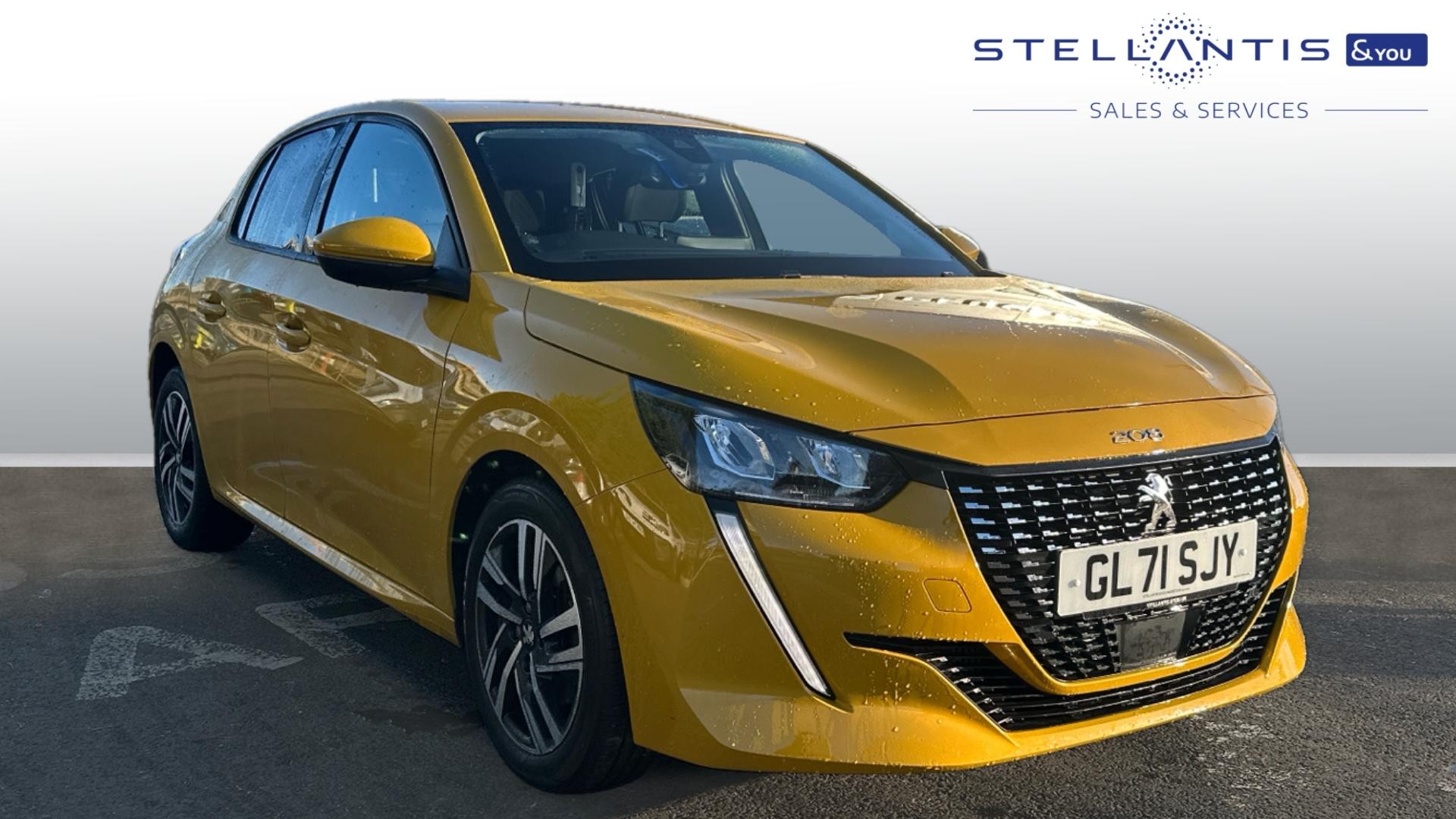 Main listing image - Peugeot 208