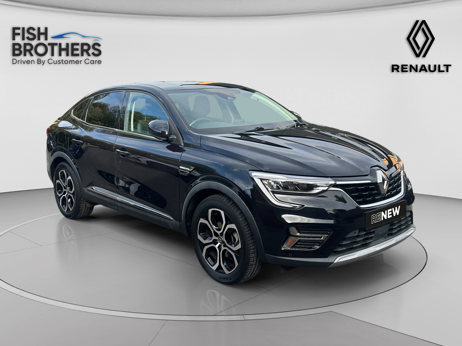 Main listing image - Renault Arkana