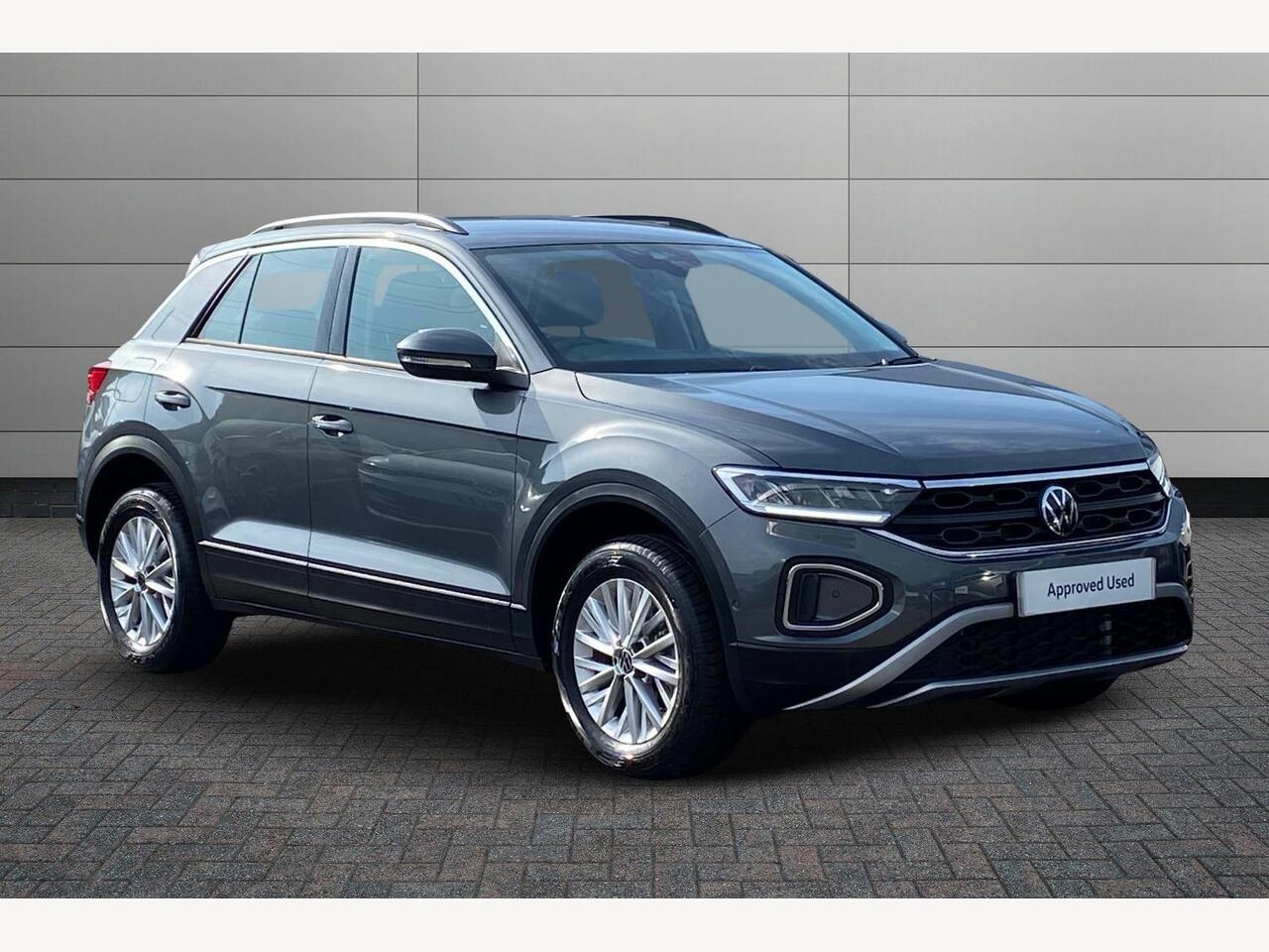 Main listing image - Volkswagen T-Roc