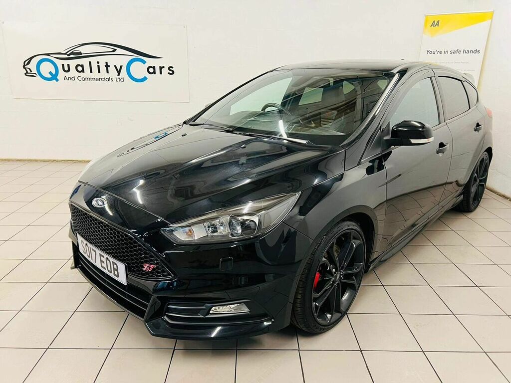 Main listing image - Ford Focus ST