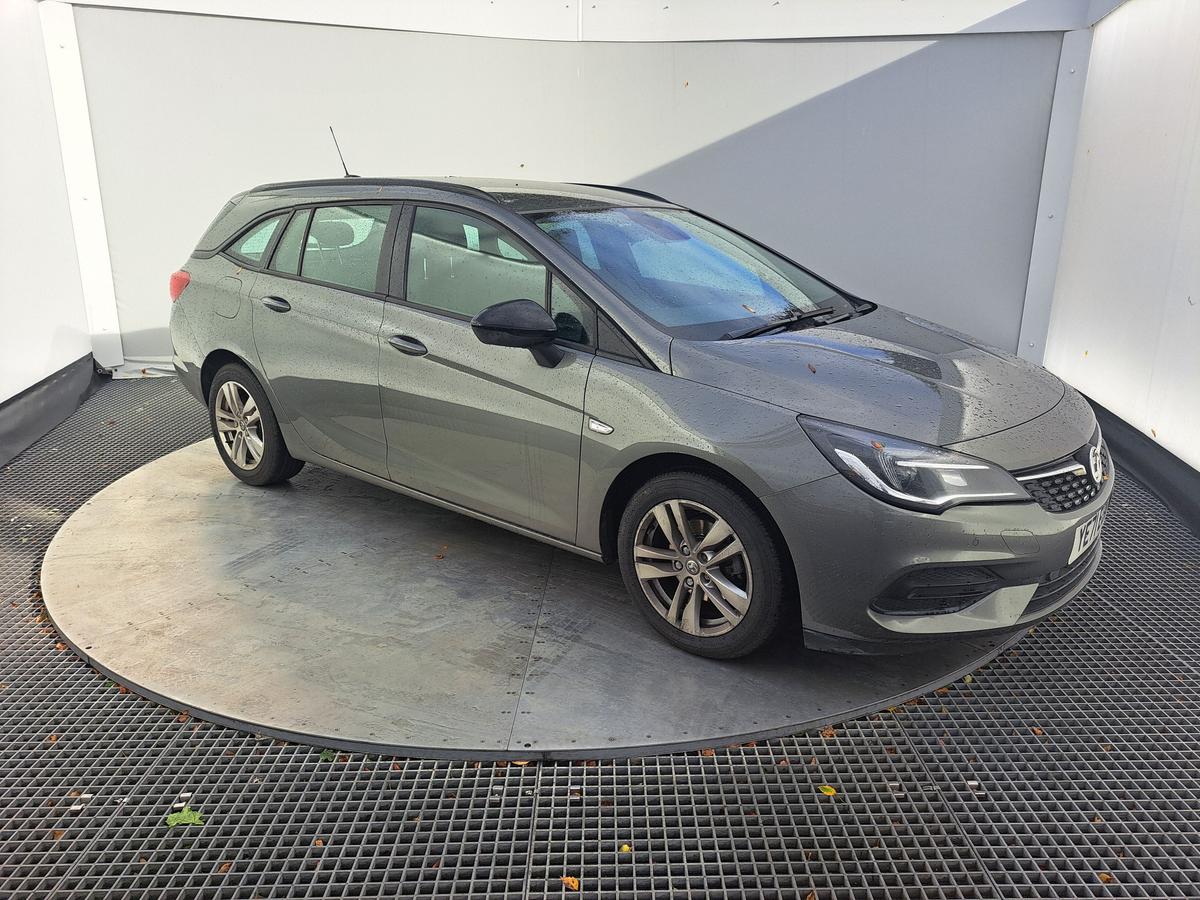 Main listing image - Vauxhall Astra Sports Tourer