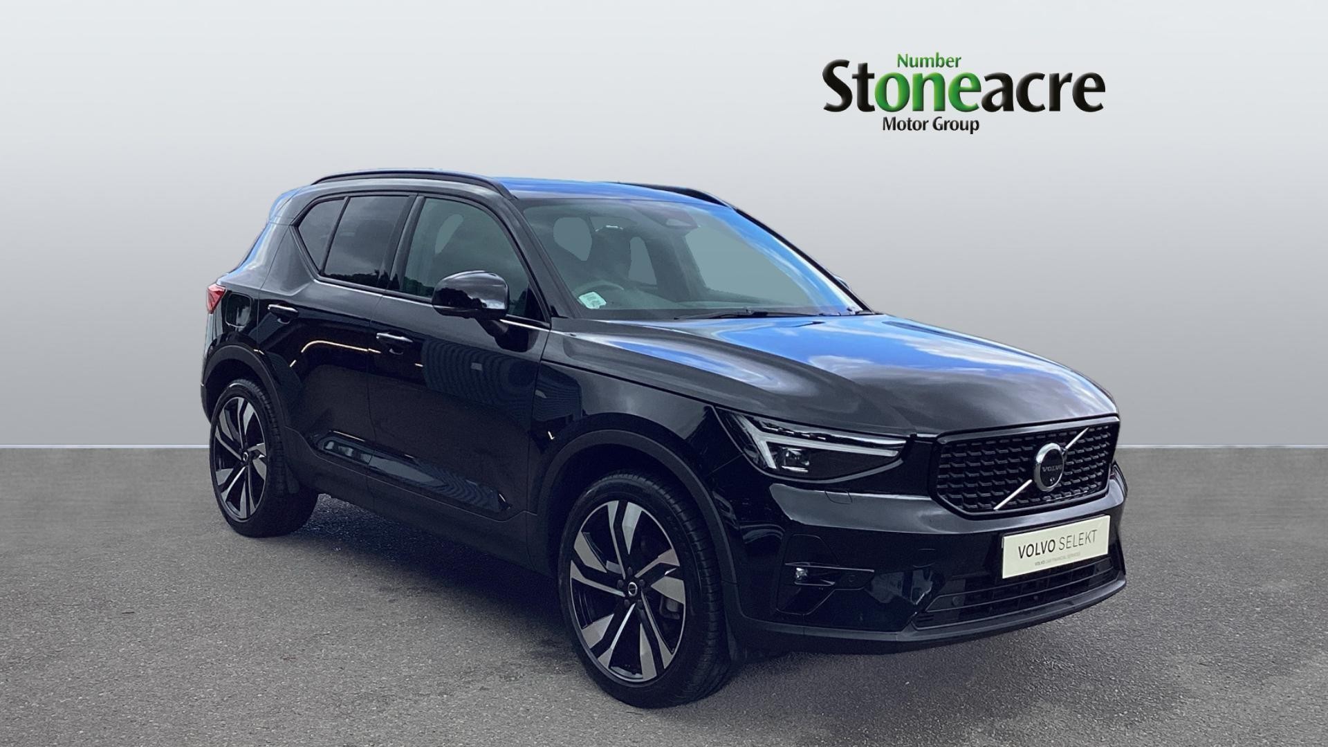 Main listing image - Volvo XC40