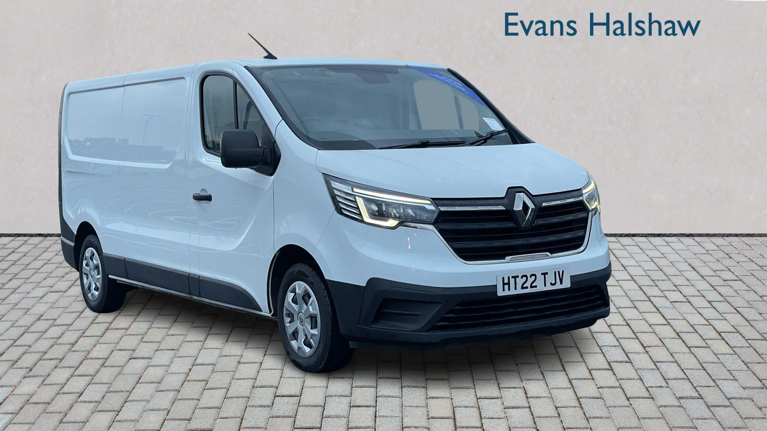 Main listing image - Renault Trafic