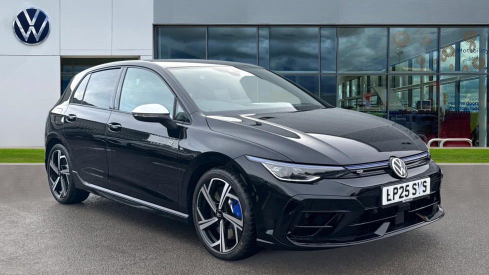 Main listing image - Volkswagen Golf R