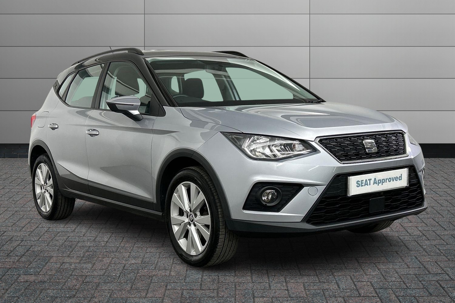 Main listing image - SEAT Arona
