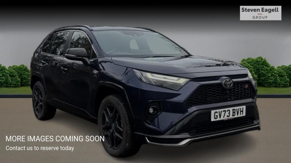 Main listing image - Toyota RAV4