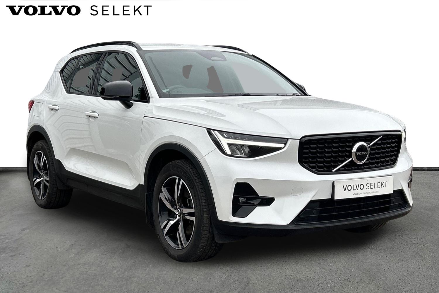 Main listing image - Volvo XC40