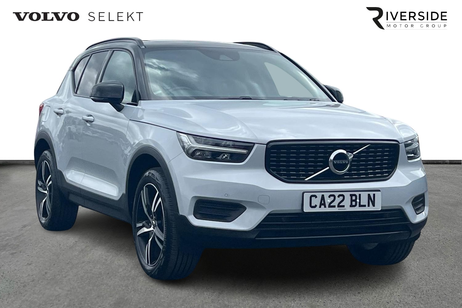 Main listing image - Volvo XC40