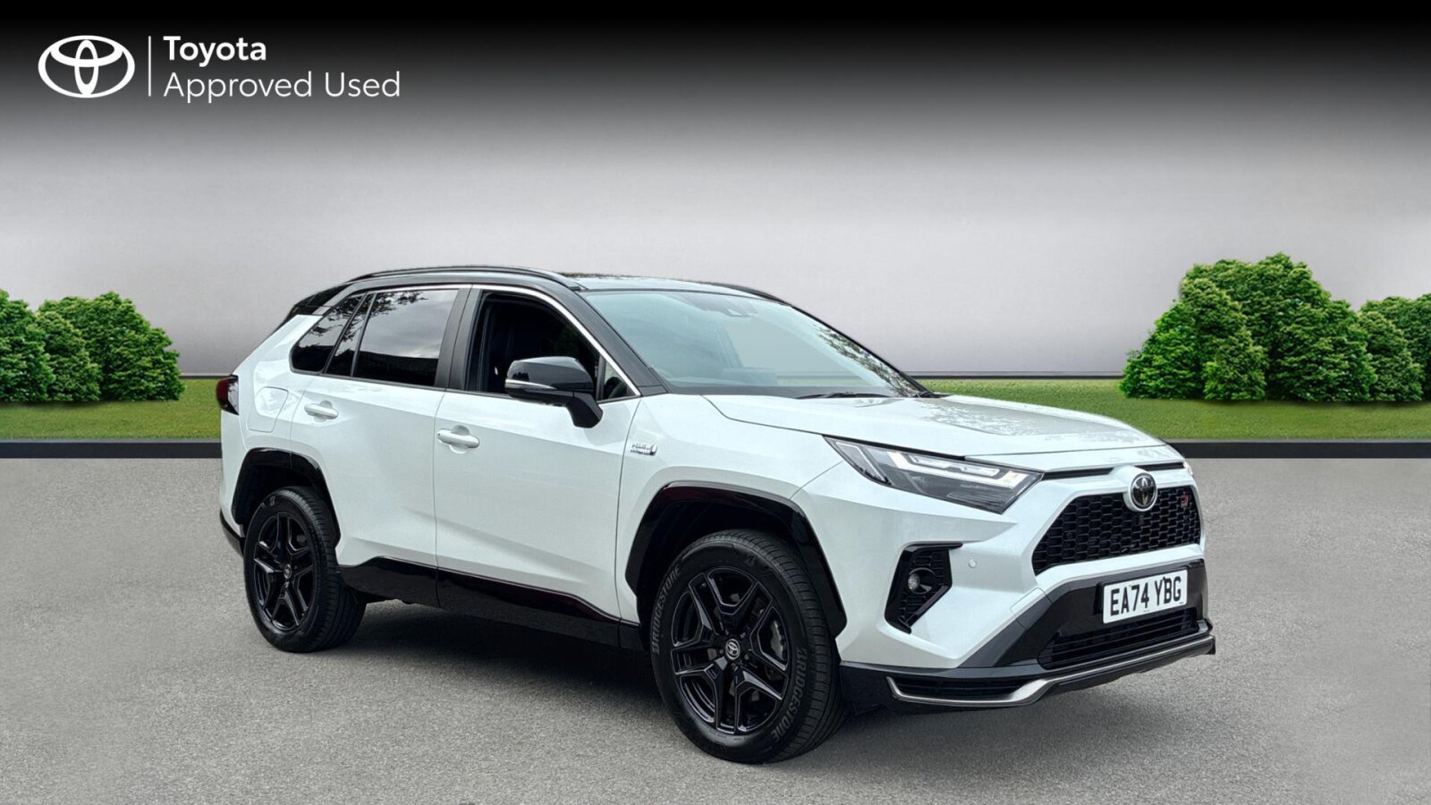 Main listing image - Toyota RAV4