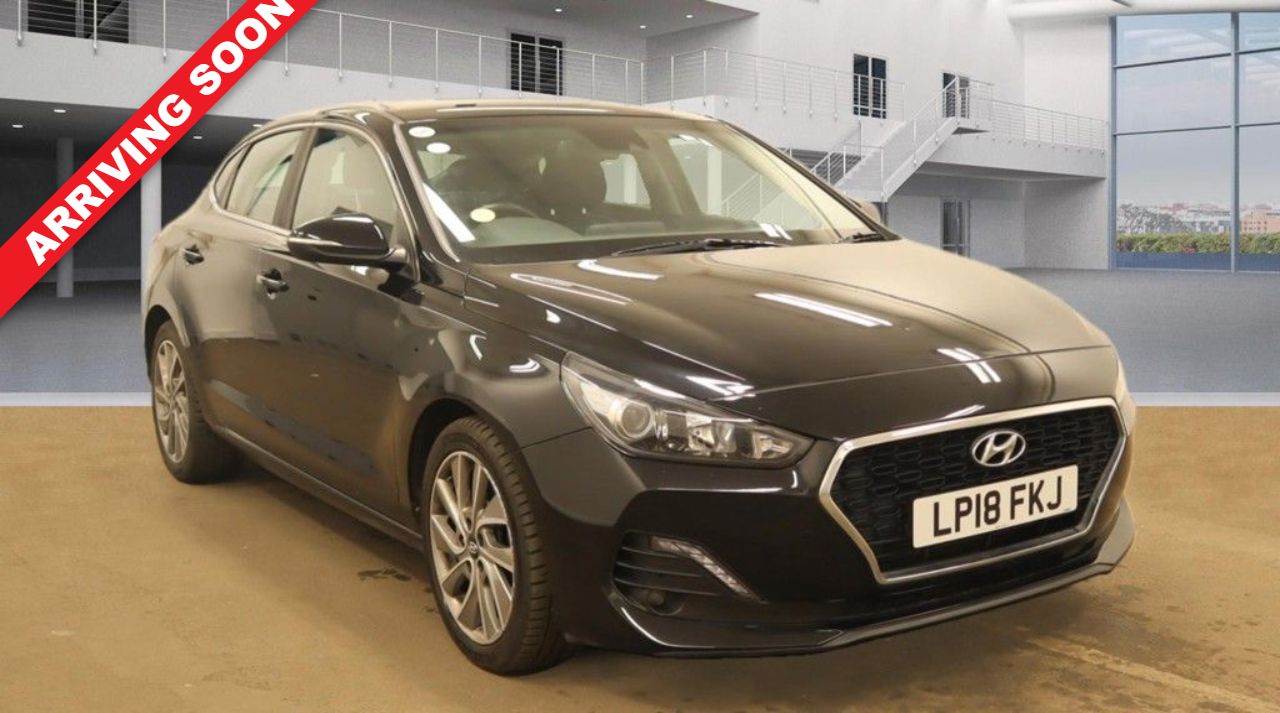 Main listing image - Hyundai i30 Fastback