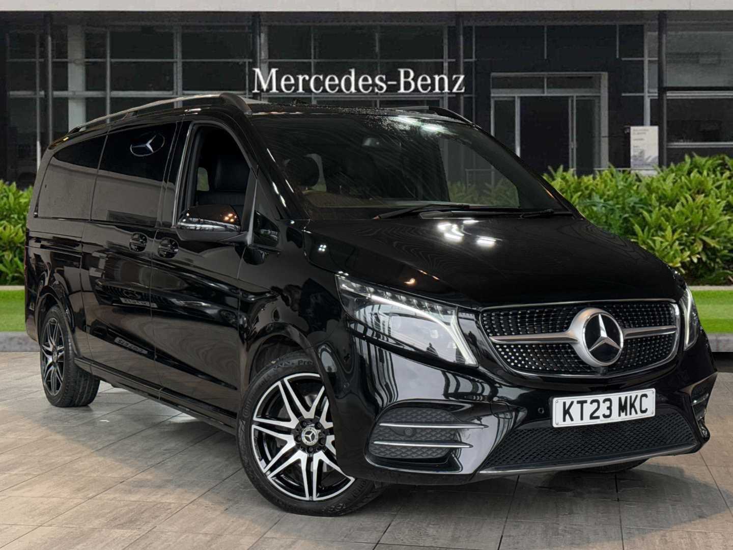 Main listing image - Mercedes-Benz V-Class