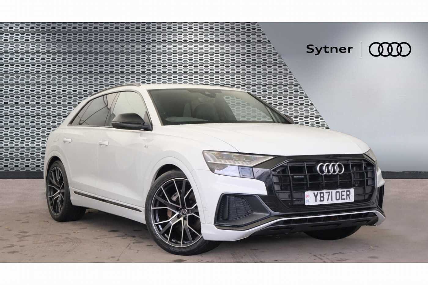 Main listing image - Audi Q8