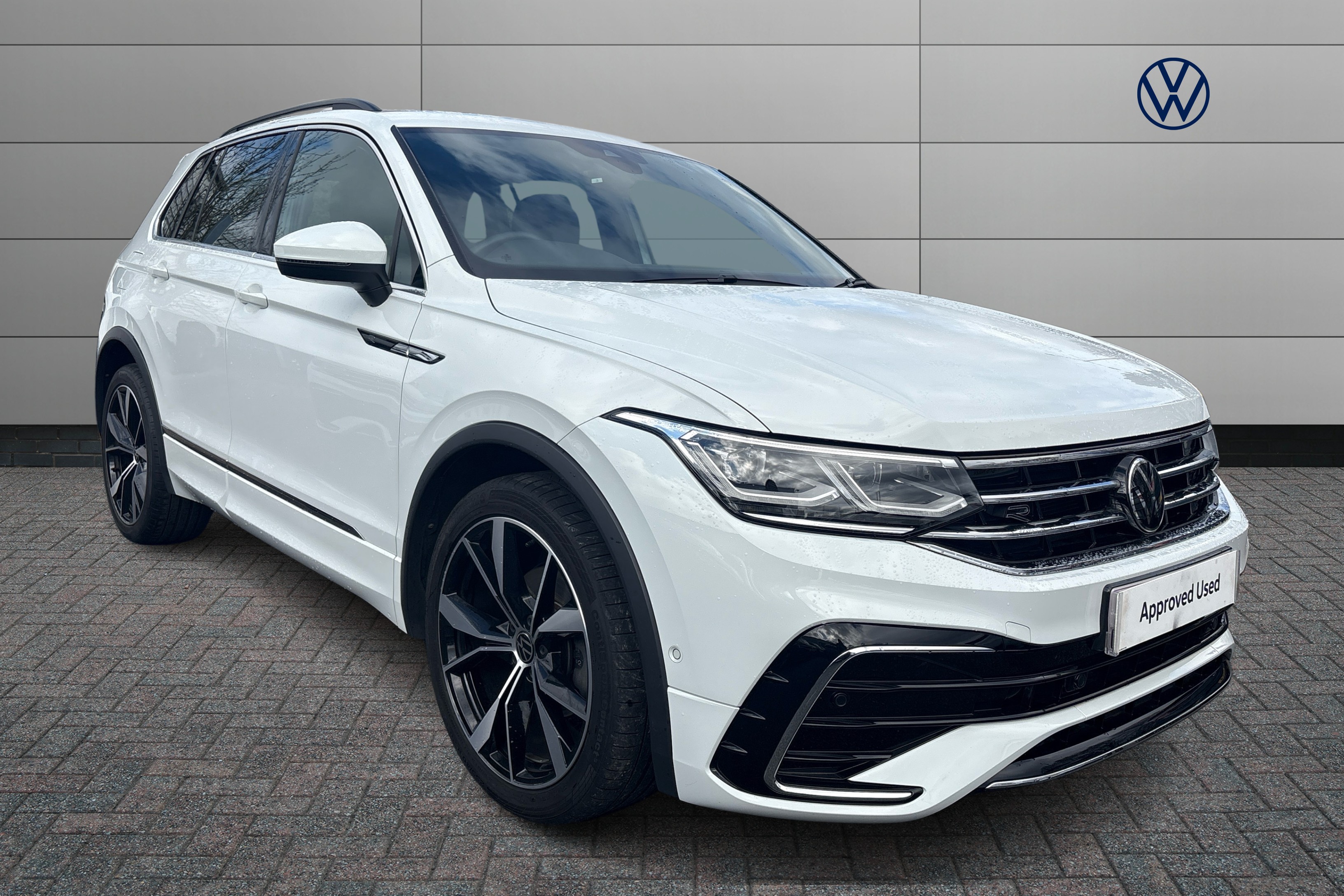Main listing image - Volkswagen Tiguan