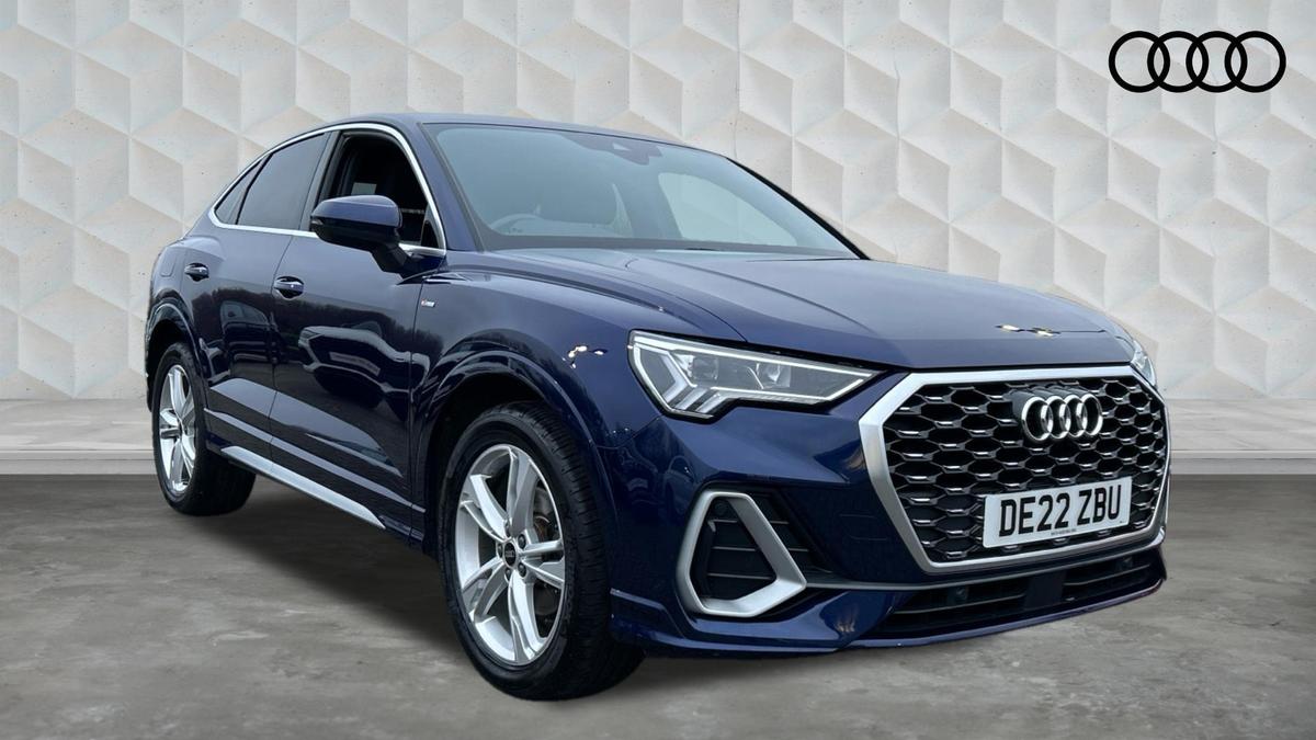 Main listing image - Audi Q3