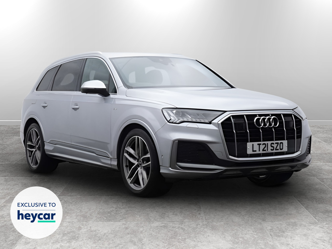 Main listing image - Audi Q7