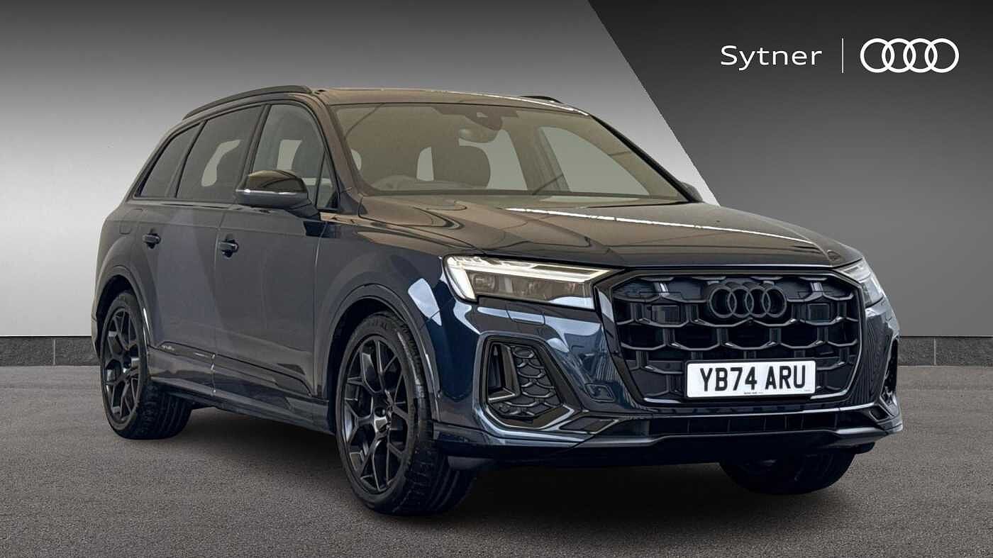 Main listing image - Audi Q7