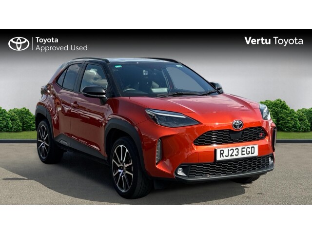 Main listing image - Toyota Yaris Cross