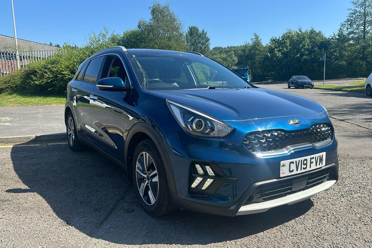 Main listing image - Kia Niro