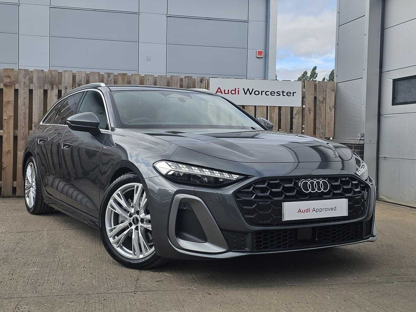 Main listing image - Audi A5