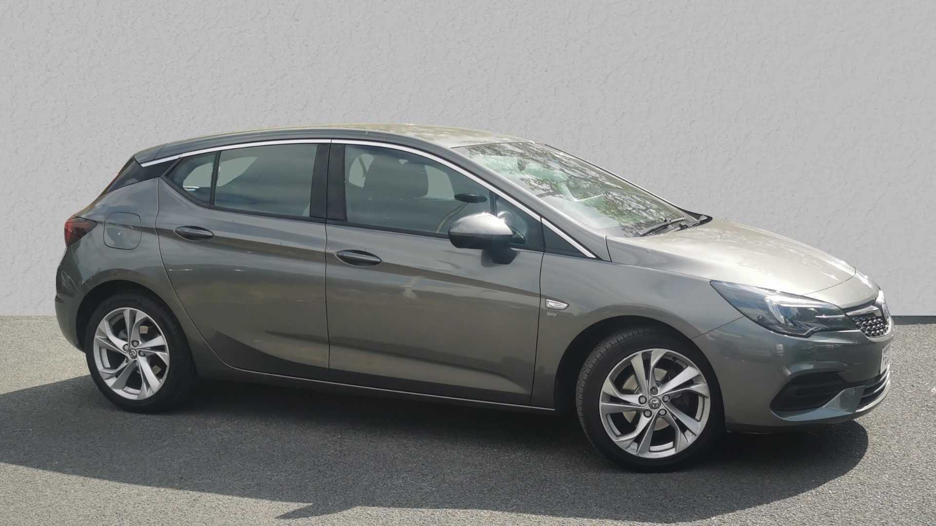 Main listing image - Vauxhall Astra
