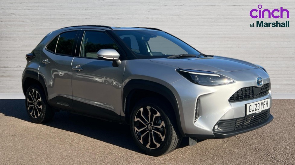 Main listing image - Toyota Yaris Cross