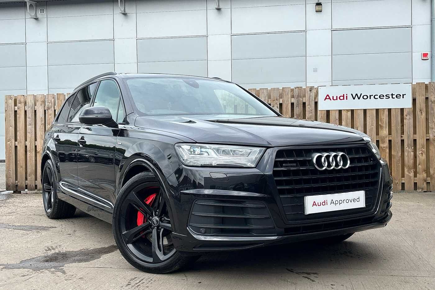 Main listing image - Audi Q7