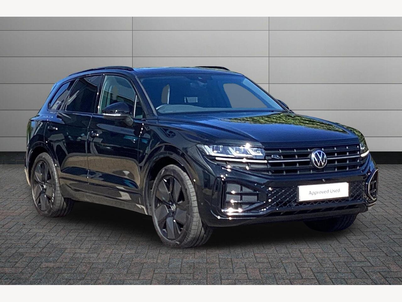 Main listing image - Volkswagen Touareg