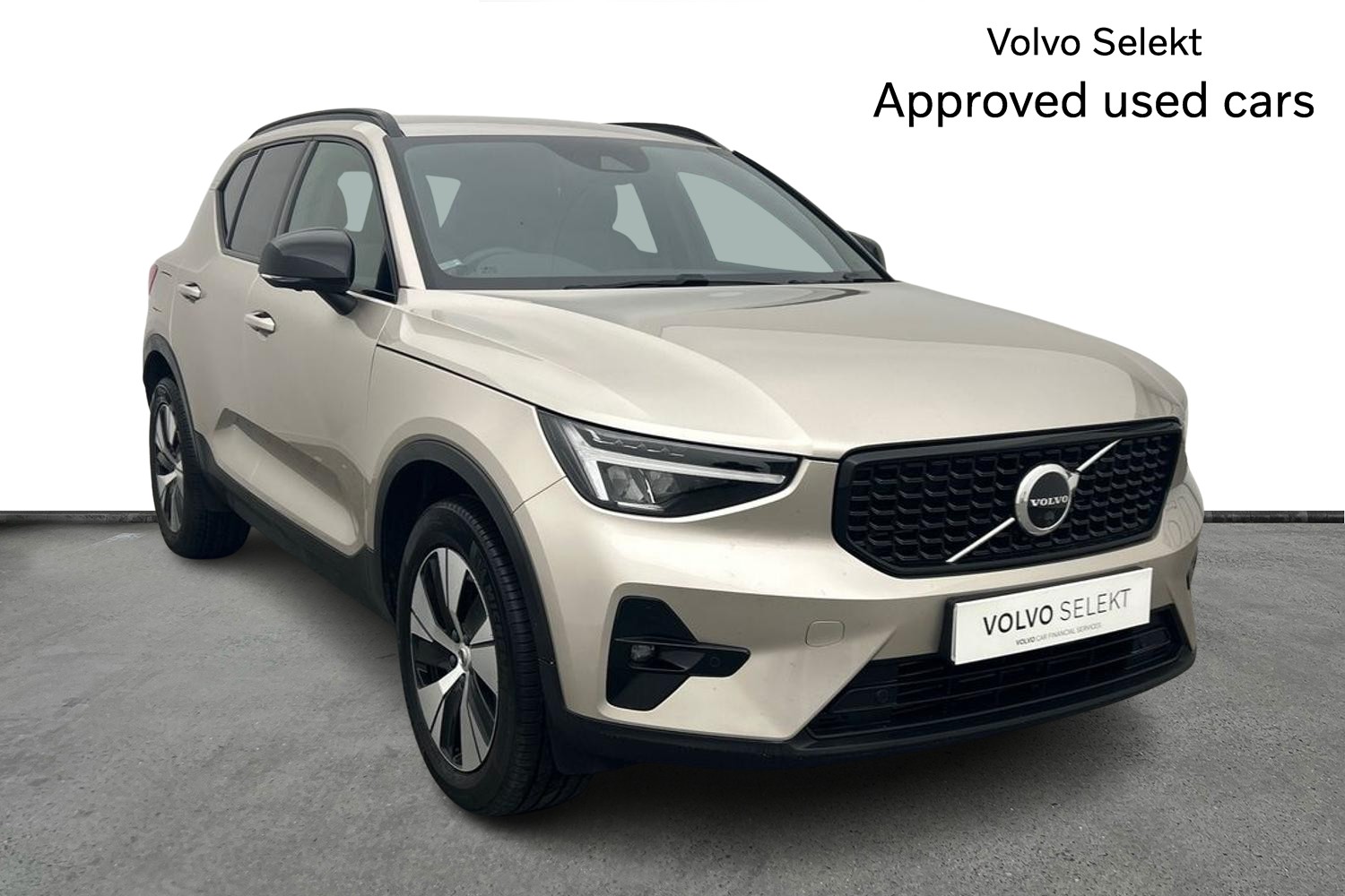 Main listing image - Volvo XC40 Recharge