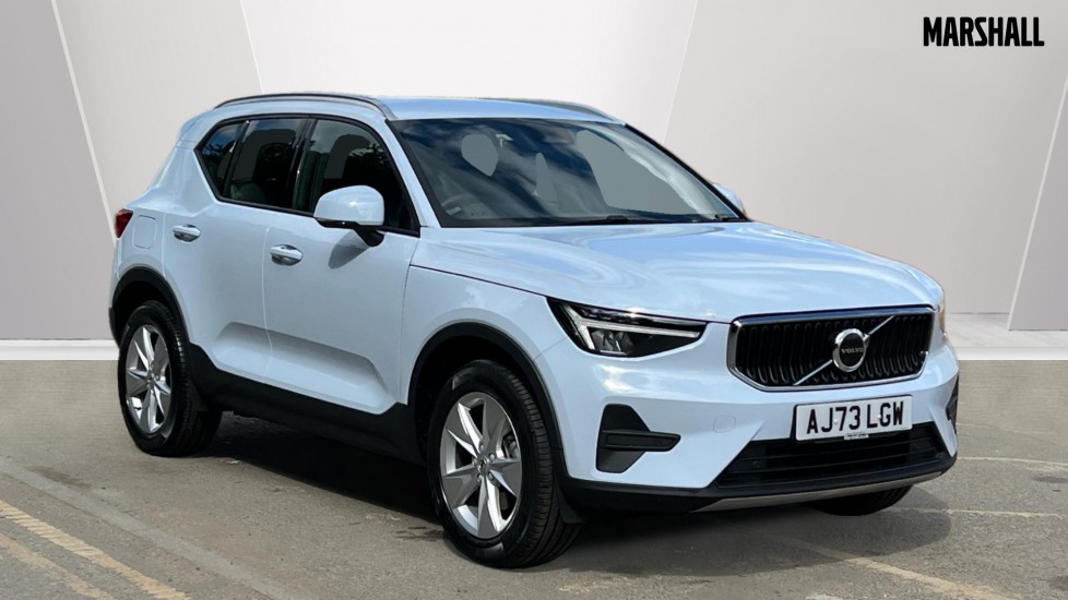 Main listing image - Volvo XC40