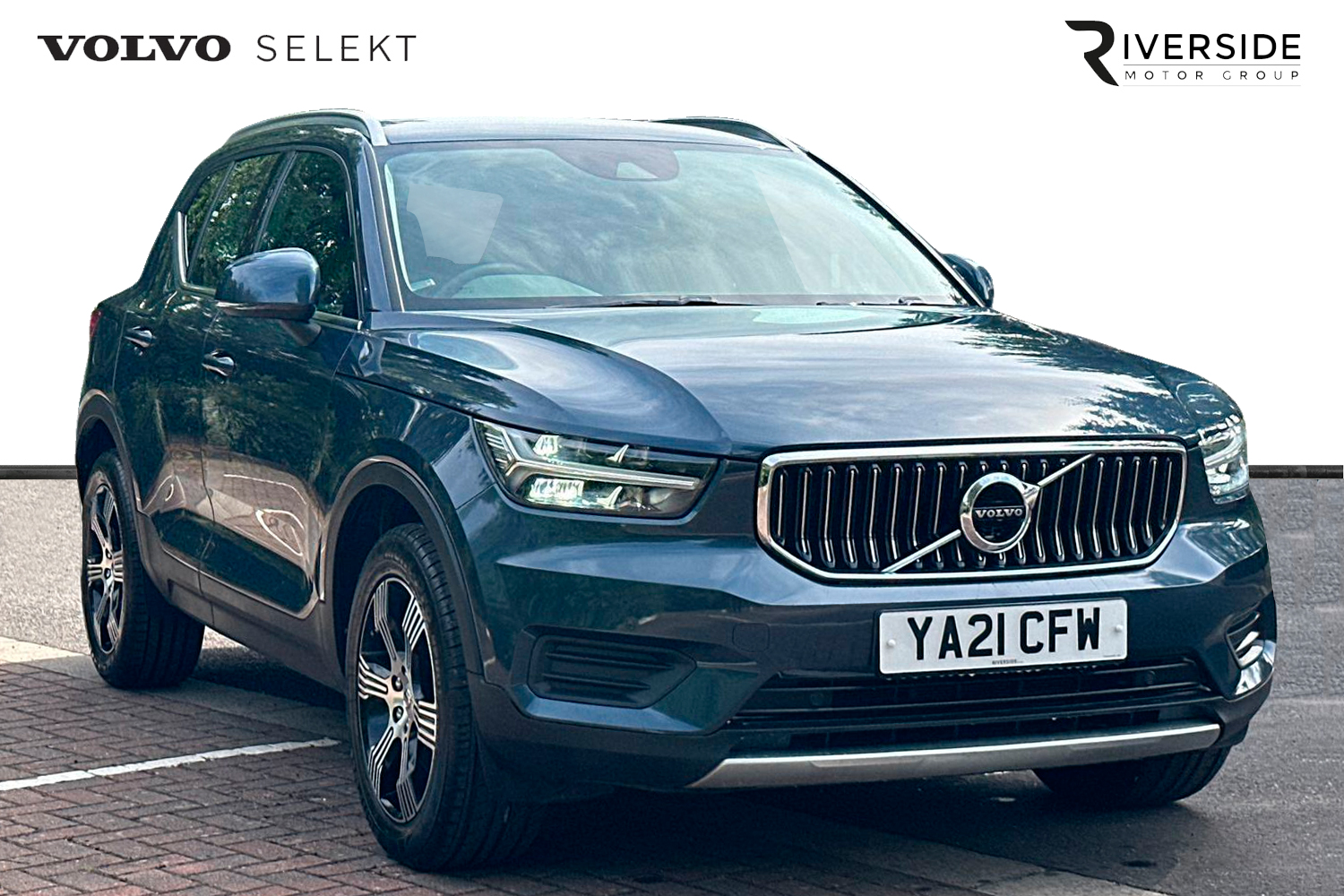 Main listing image - Volvo XC40