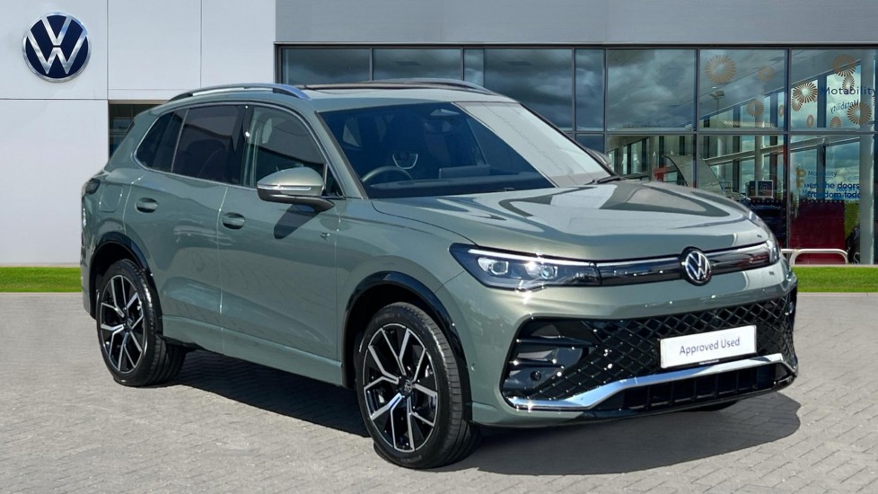 Main listing image - Volkswagen Tiguan
