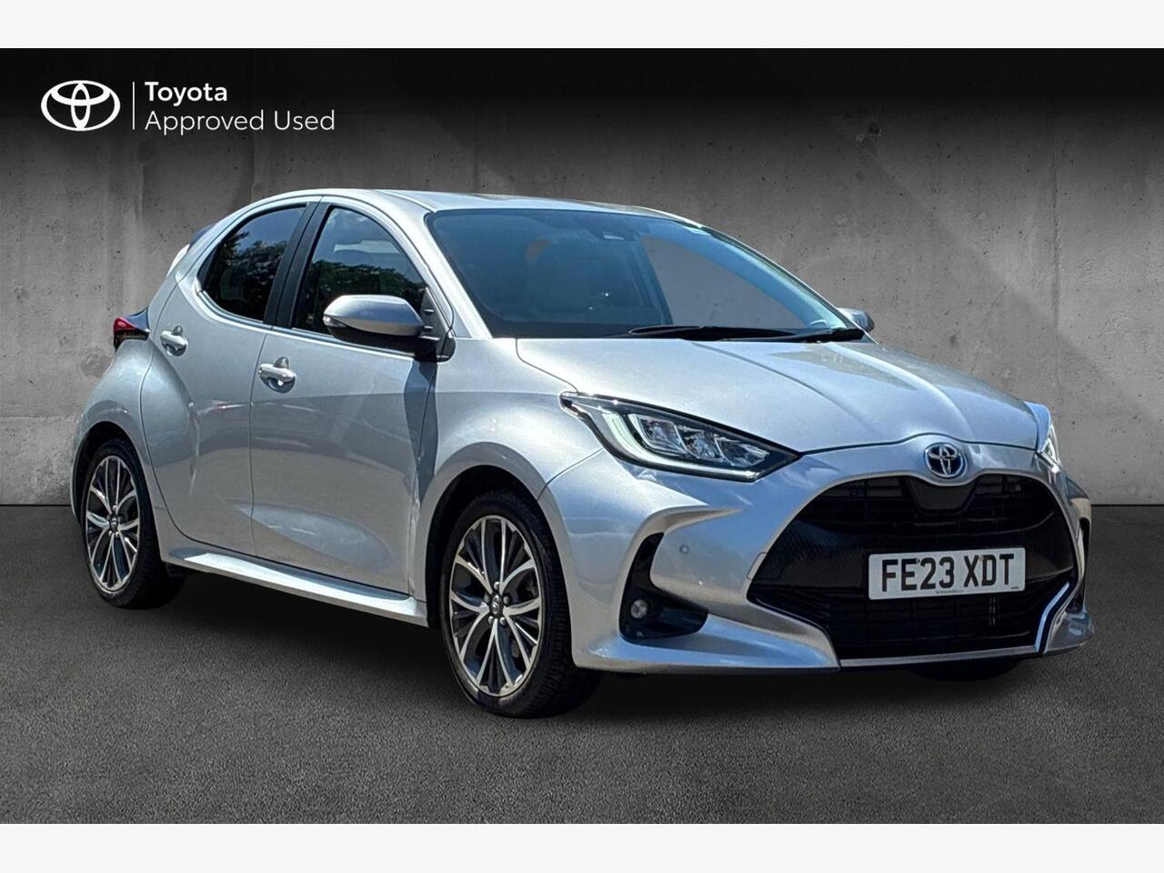 Main listing image - Toyota Yaris