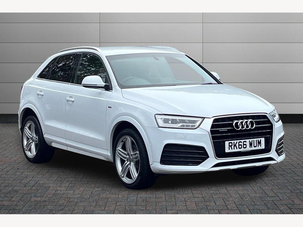 Main listing image - Audi Q3