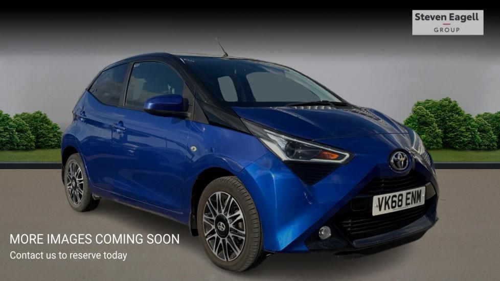 Main listing image - Toyota Aygo