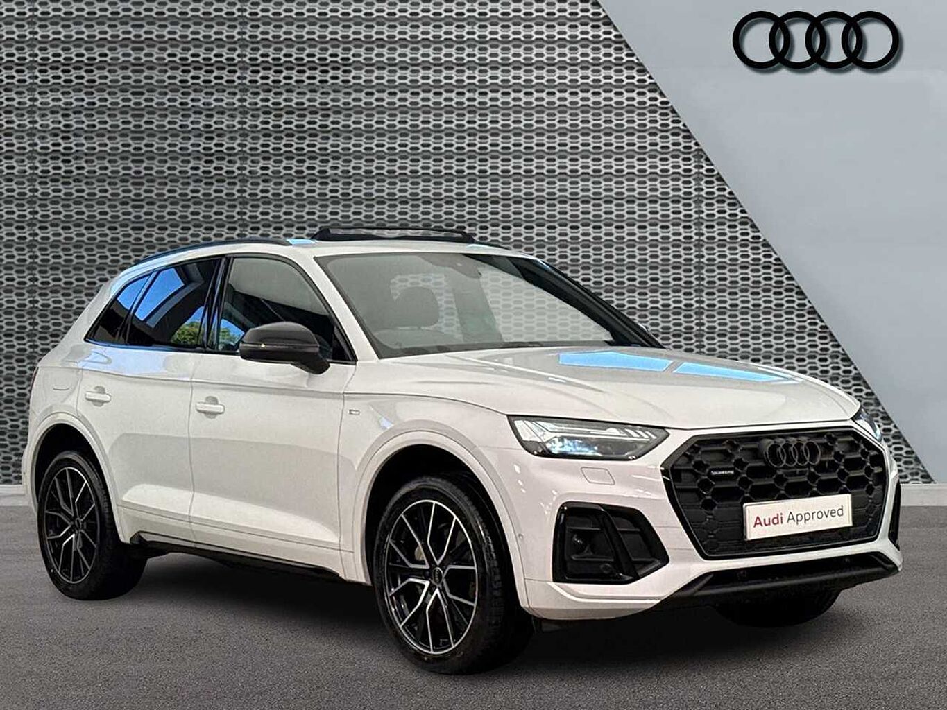 Main listing image - Audi Q5
