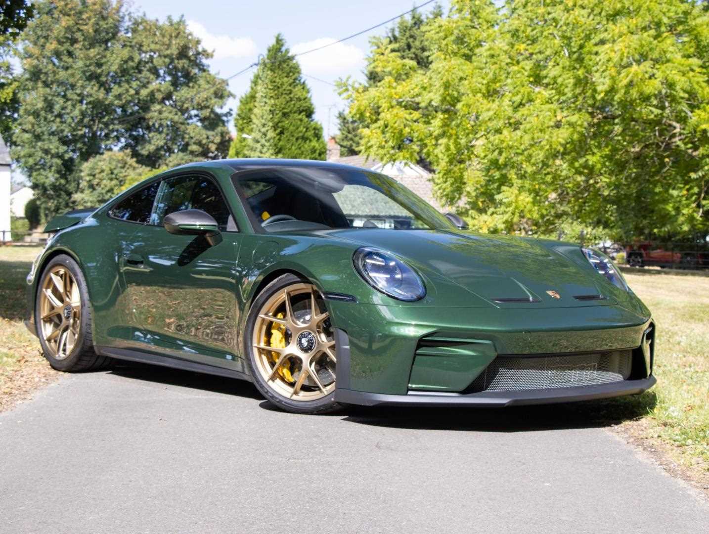 Main listing image - Porsche 911