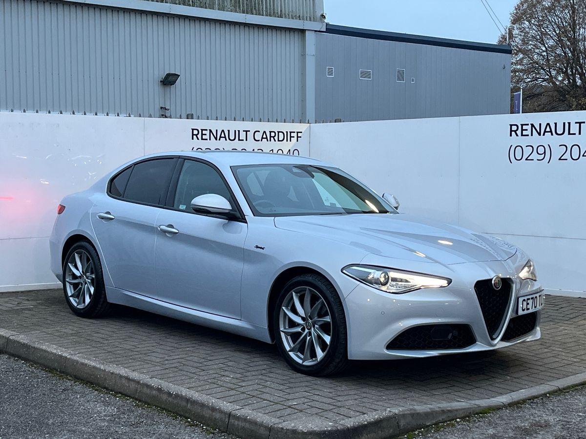 Main listing image - Alfa Romeo Giulia