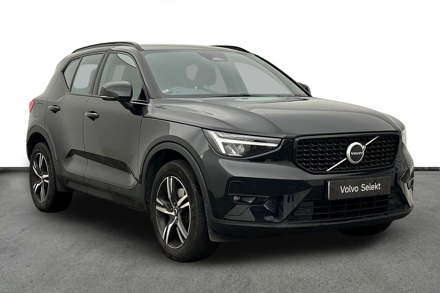 Main listing image - Volvo XC40