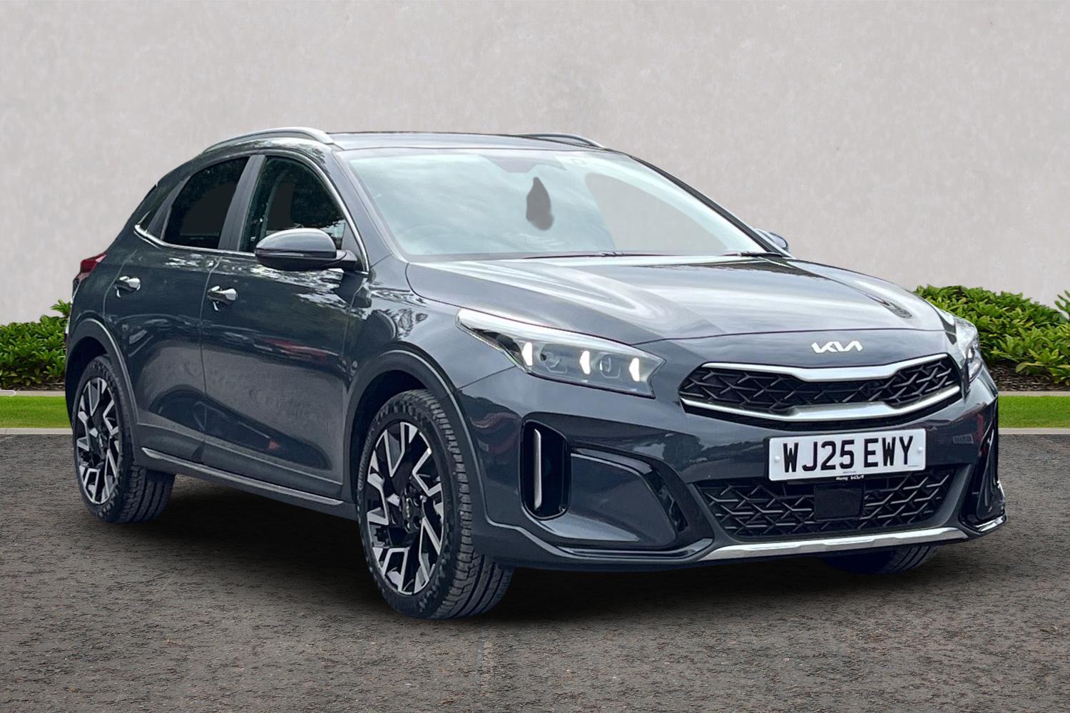 Main listing image - Kia XCeed
